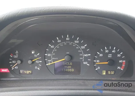 2002 Mercedes-Benz Clk 320 from USA, damaged, VIN WDBLK65G92T114434